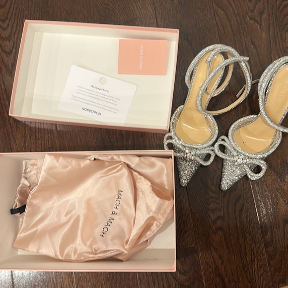 Glitter Double Crystal Bow Pointed Toe Pump - Picture 5 of 7